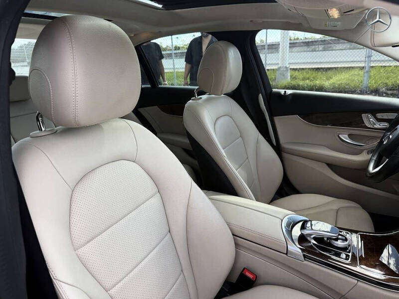 2016 Mercedes-Benz C-Class