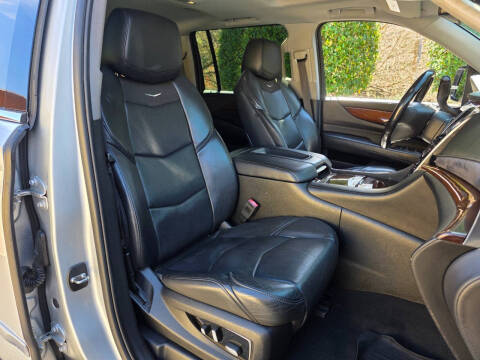 2019 Cadillac Escalade ESV Luxury