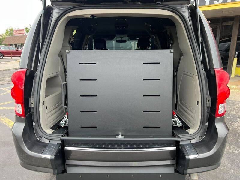 2017 Dodge Grand Caravan SE