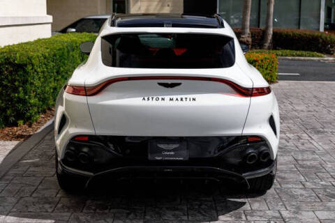 2025 Aston Martin DBX 707
