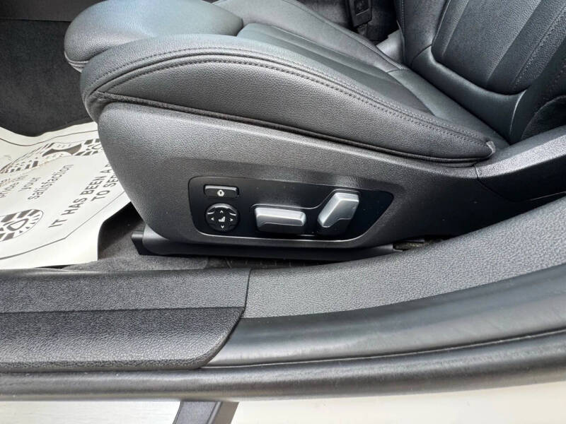 2020 BMW 3 Series 330i