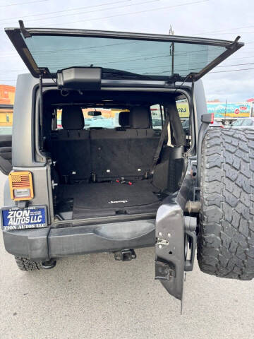 2017 Jeep Wrangler Unlimited Sport