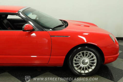 2005 Ford Thunderbird Deluxe