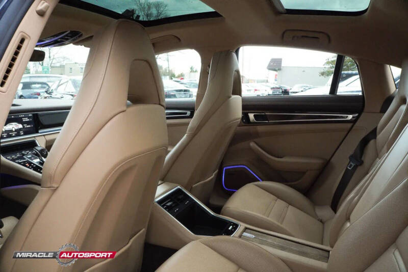 2017 Porsche Panamera 4S