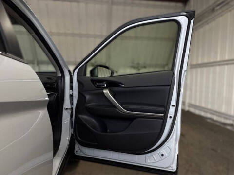 2026 Mitsubishi Eclipse Cross SE