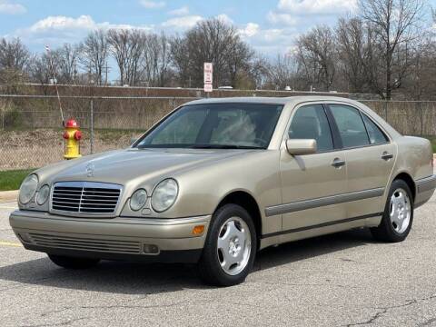 1997 Mercedes-Benz E-Class for sale at NeoClassics in Willoughby OH