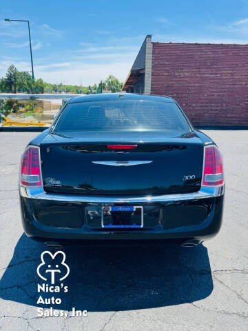 2013 Chrysler 300