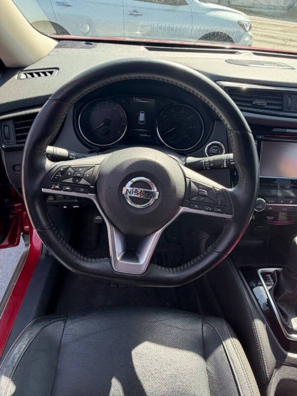 2017 Nissan Rogue SL