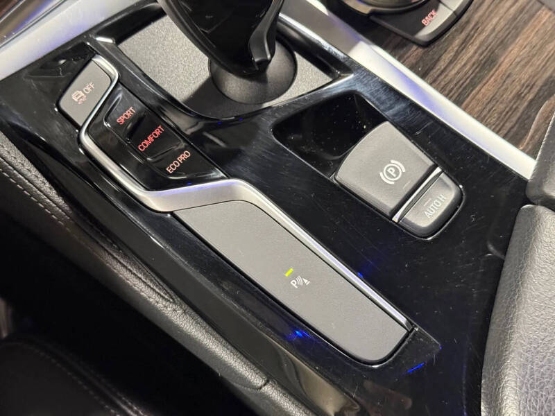 2018 BMW 5 Series 540i xDrive