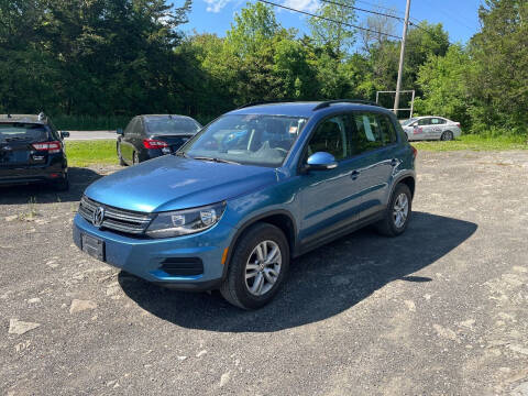 2017 Volkswagen Tiguan for sale at B & B GARAGE LLC in Catskill NY