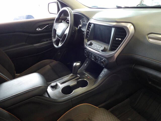 2019 GMC Acadia SLE-2