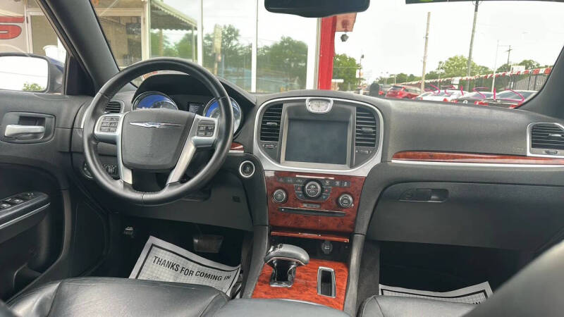 2013 Chrysler 300