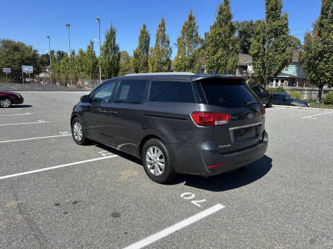 2017 Kia Sedona LX