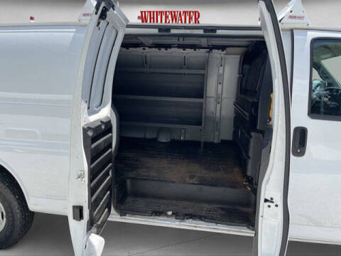 2022 Chevrolet Express 2500