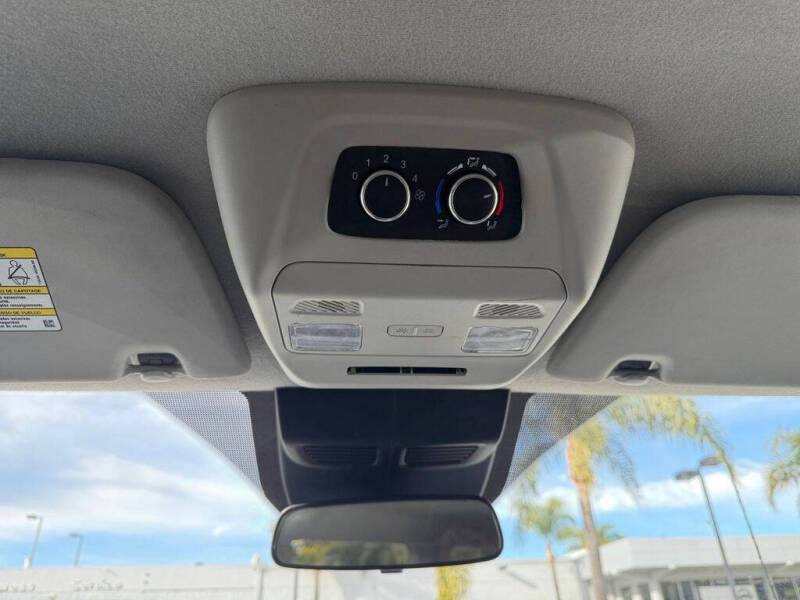 2023 Ford Transit 350 XLT