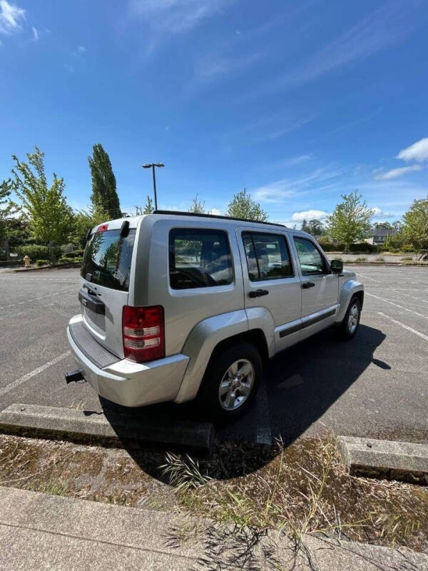 2012 Jeep Liberty Latitude