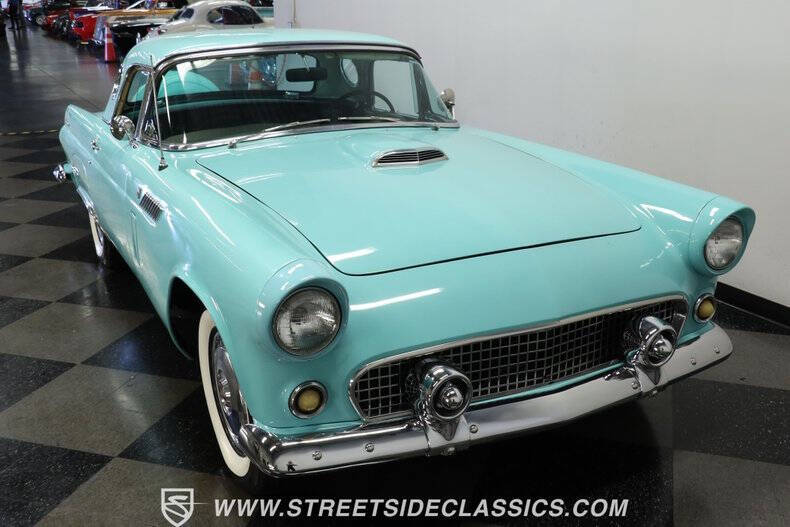 1956 Ford Thunderbird