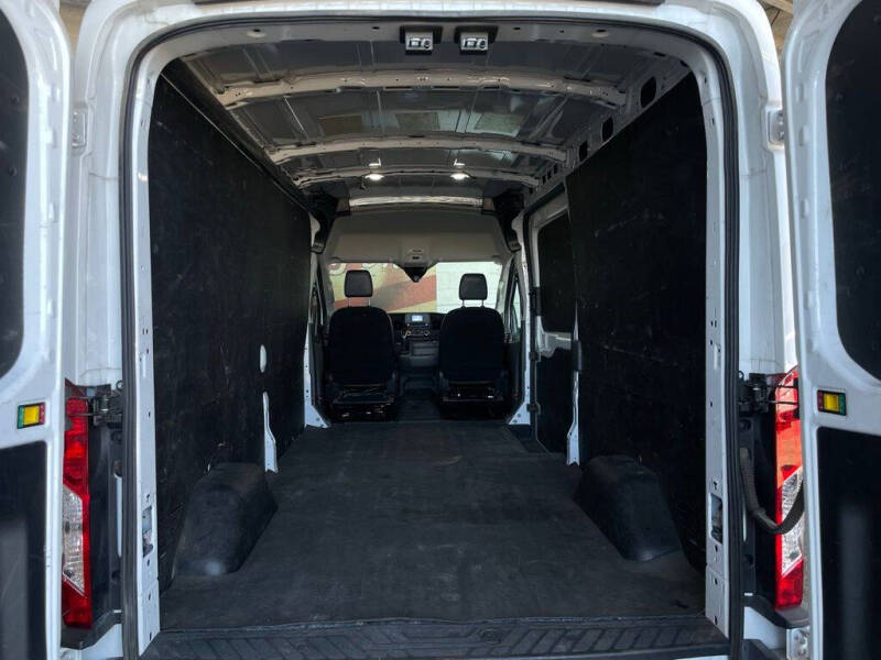 2023 Ford Transit