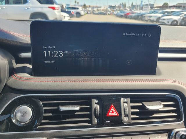 2023 Genesis G70