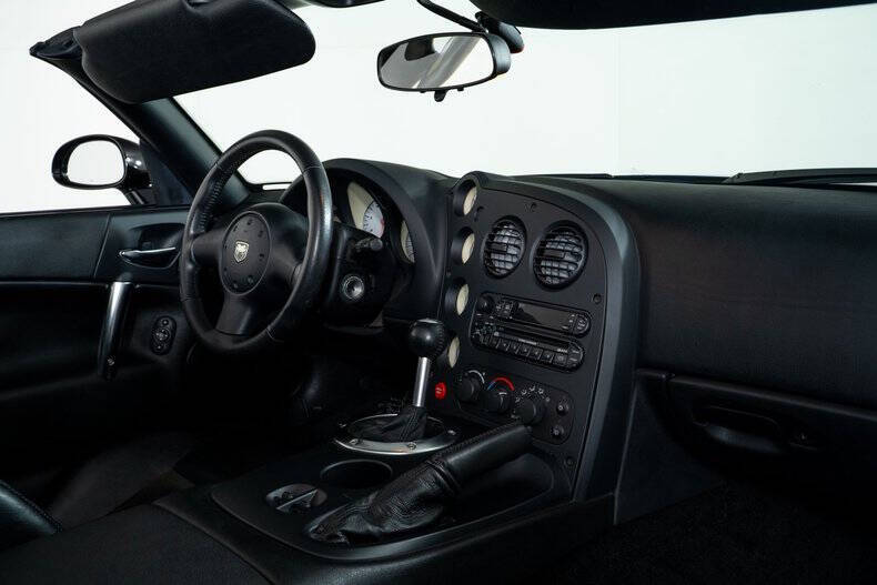 2003 Dodge Viper SRT-10