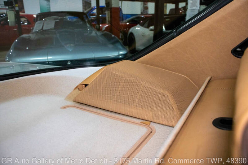 1991 Mercedes-Benz 560-Class 560 SEL