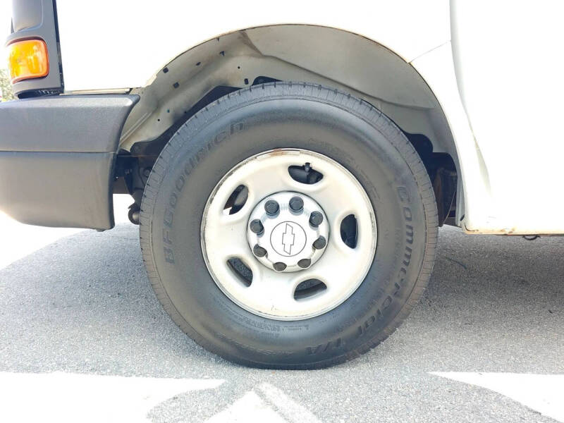 2017 Chevrolet Express 2500