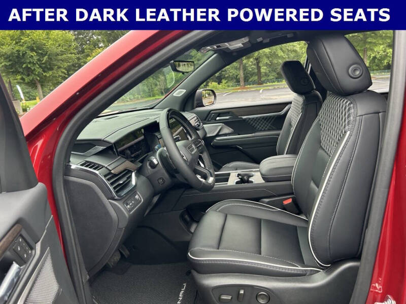 2025 GMC Acadia Denali