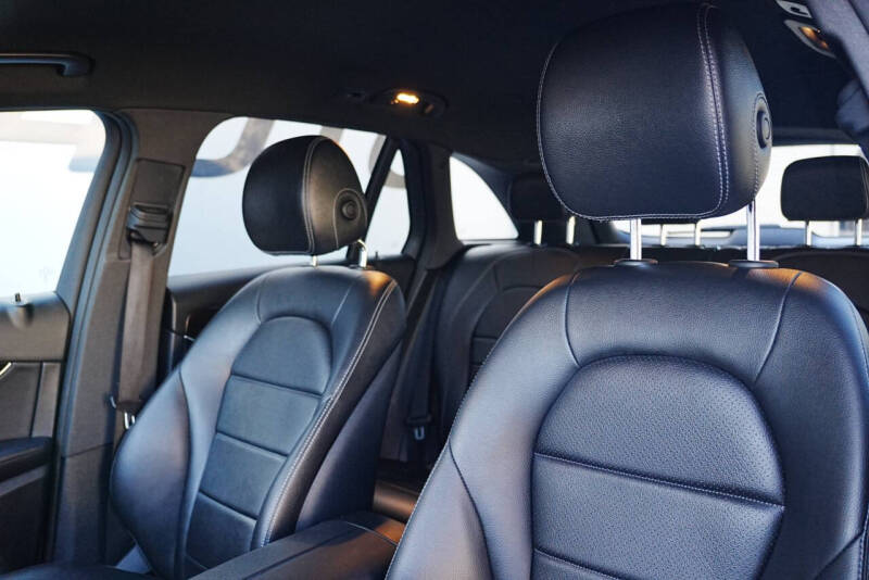 2020 Mercedes-Benz GLC GLC 300 4MATIC