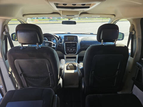 2016 Dodge Grand Caravan SXT Plus