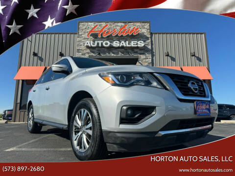 2018 Nissan Pathfinder for sale at HORTON AUTO SALES, LLC in Linn MO