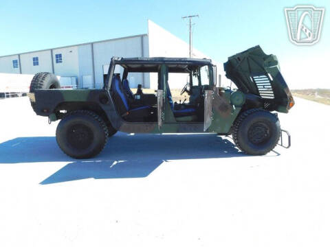 2002 AM General M1123