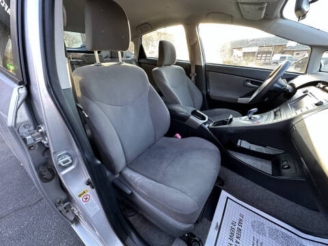 2012 Toyota Prius Two