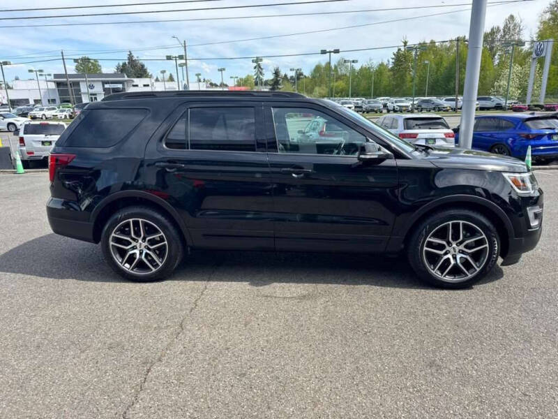 2017 Ford Explorer Sport