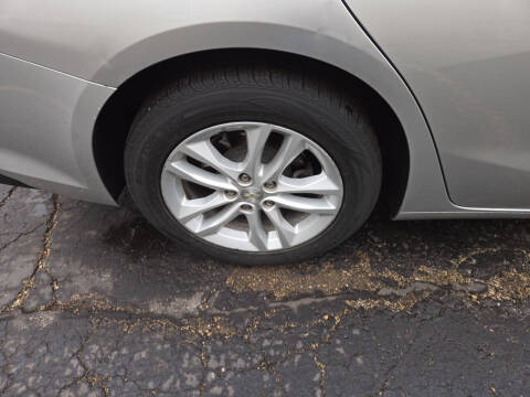 2017 Chevrolet Malibu LT