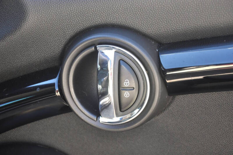 2015 MINI Hardtop 2 Door Cooper S