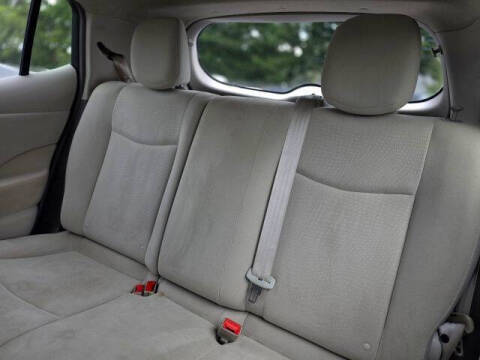 2011 Nissan LEAF SL
