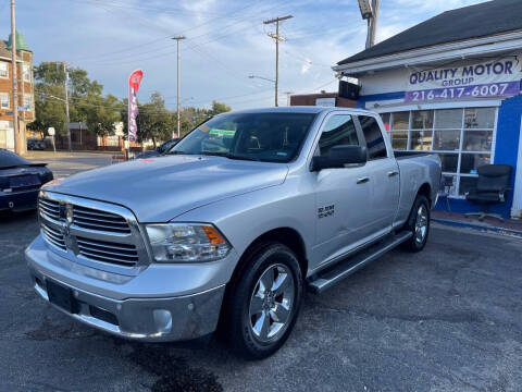 2017 RAM 1500 SLT