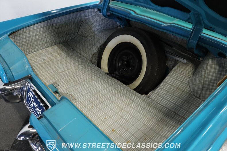 1958 Ford Thunderbird