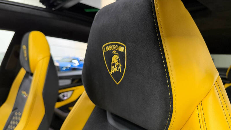 2022 Lamborghini Urus