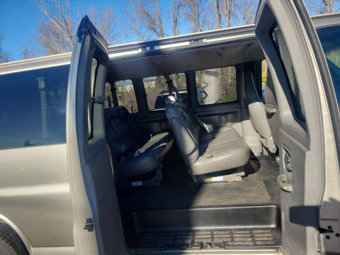 2003 GMC Savana for sale at Bonney Lake Used Cars in Puyallup WA