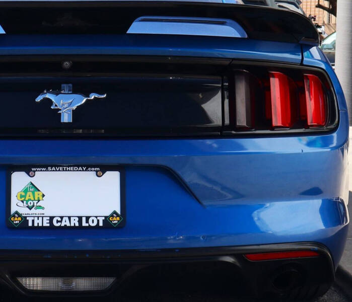 2017 Ford Mustang V6