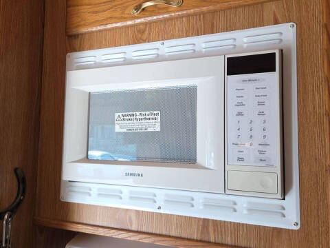 2000 Featherlite Trailer 8587