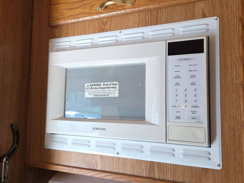 2000 Featherlite Trailer 8587