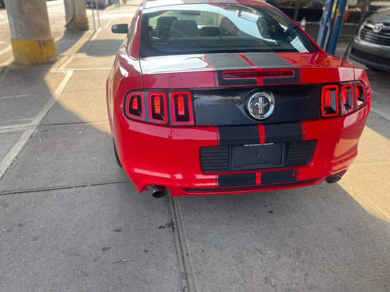 2013 Ford Mustang V6