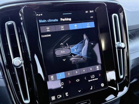 2024 Volvo XC40 Recharge Plus