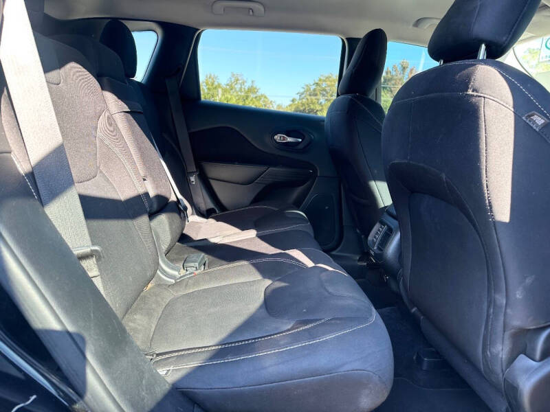 2015 Jeep Cherokee Altitude