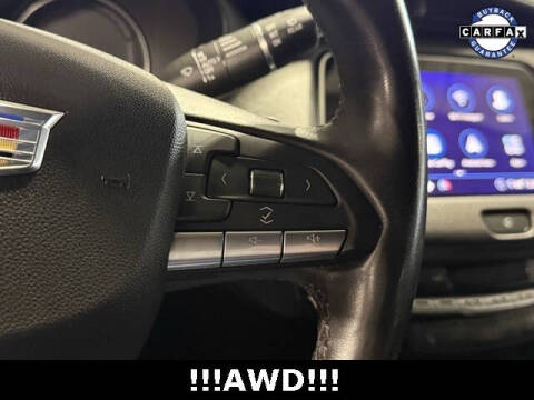 2020 Cadillac XT4 Premium Luxury