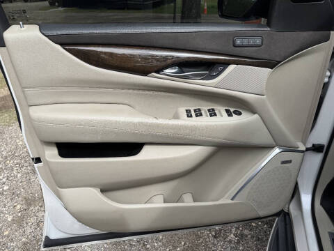 2018 Cadillac Escalade ESV Luxury