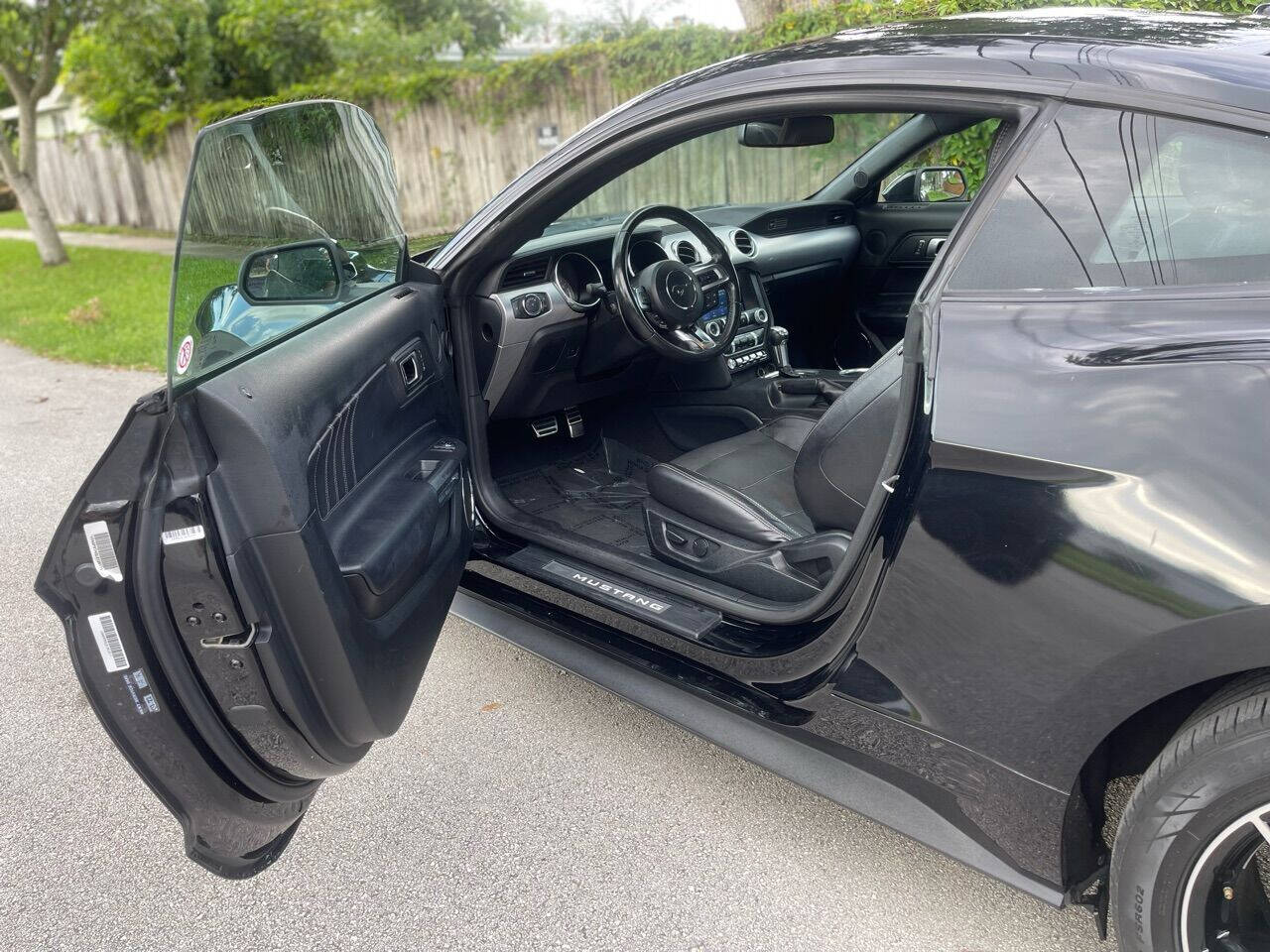 2020 FORD Mustang Coupe - $20,720