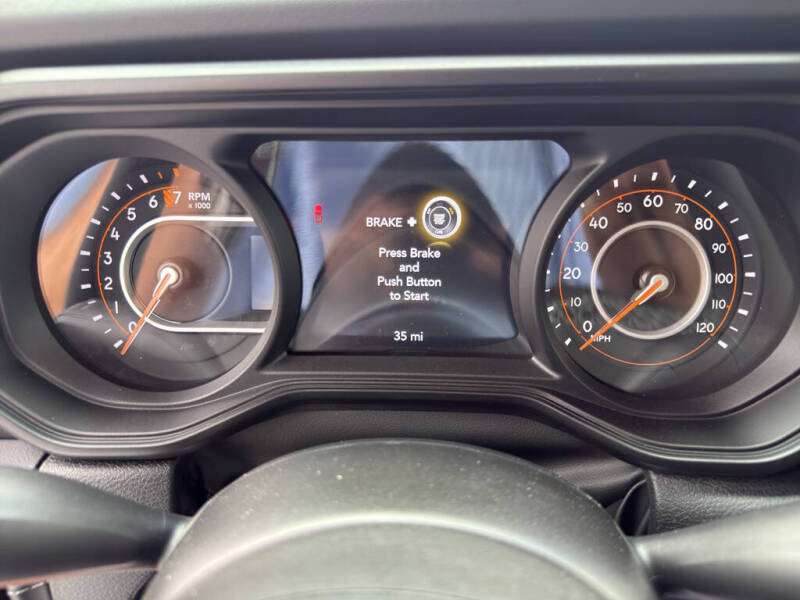 2025 Jeep Gladiator Sport